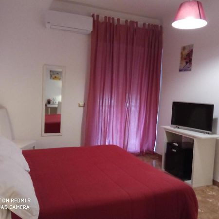 Bed & Breakfast Fontanarossa Airport -Private Parking- Катания Экстерьер фото