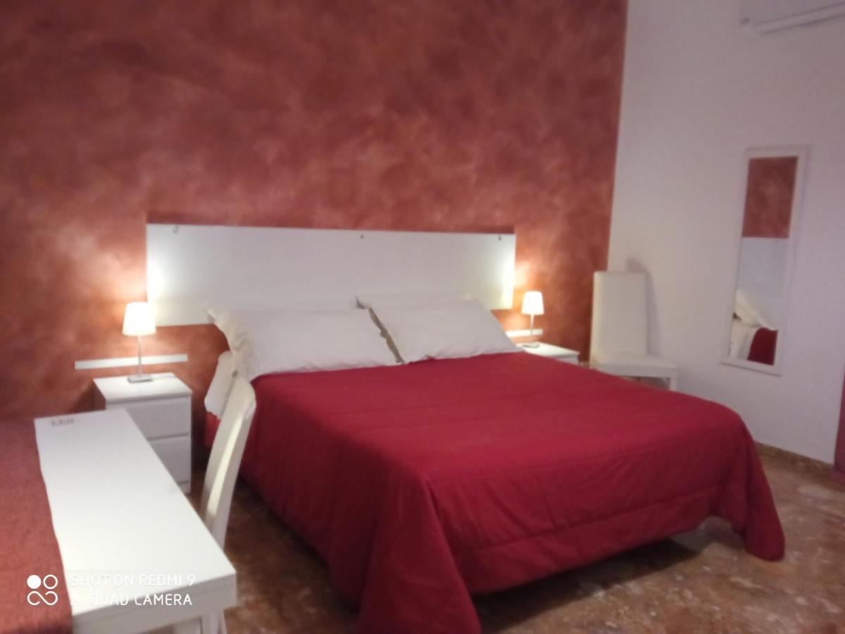 Bed & Breakfast Fontanarossa Airport -Private Parking- Катания Экстерьер фото